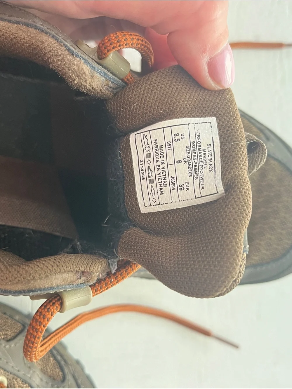 Women’s Merrell Brown Trail Sneakers with Orange Laces